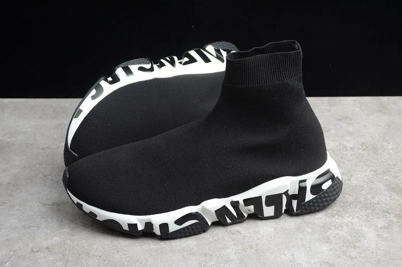 BALENCIAGA SPEED RUNNER GRAFFITI *WHITE/BLACK*