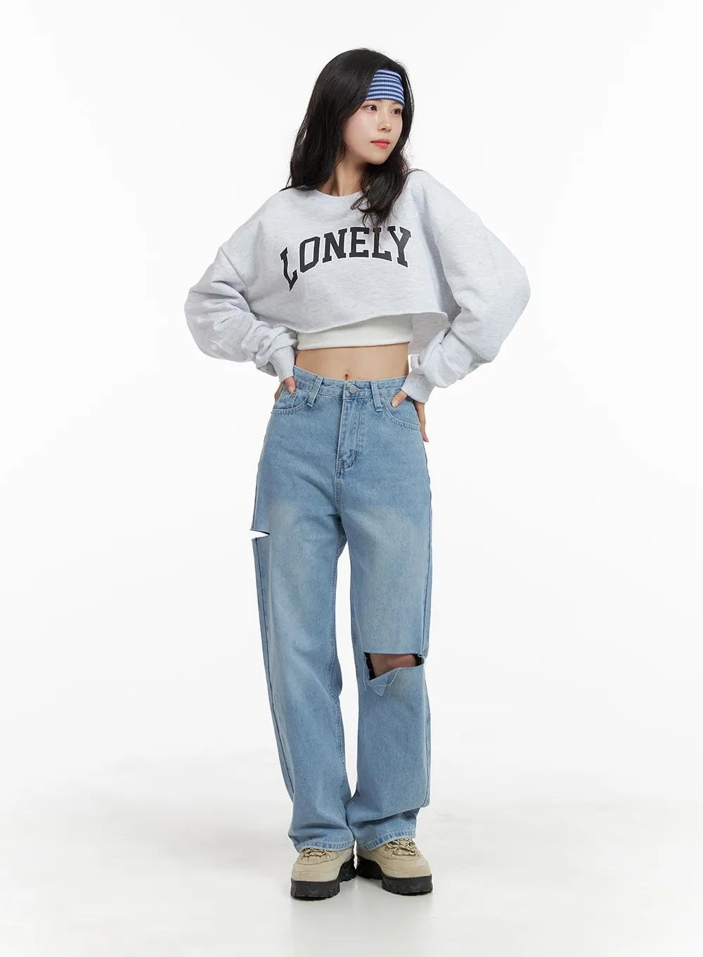 Cozy Lettering Cropped Sweater OM421