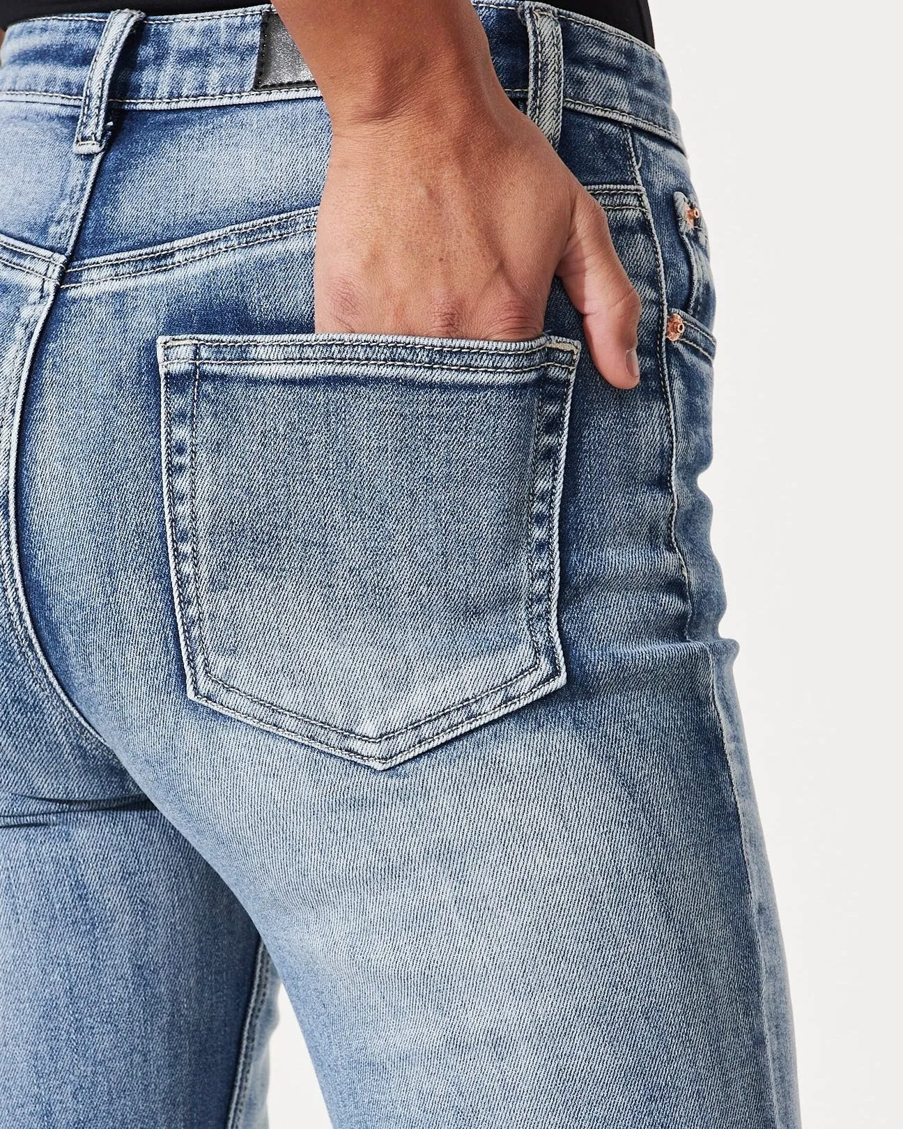 Everlane Slim Leg Jeans