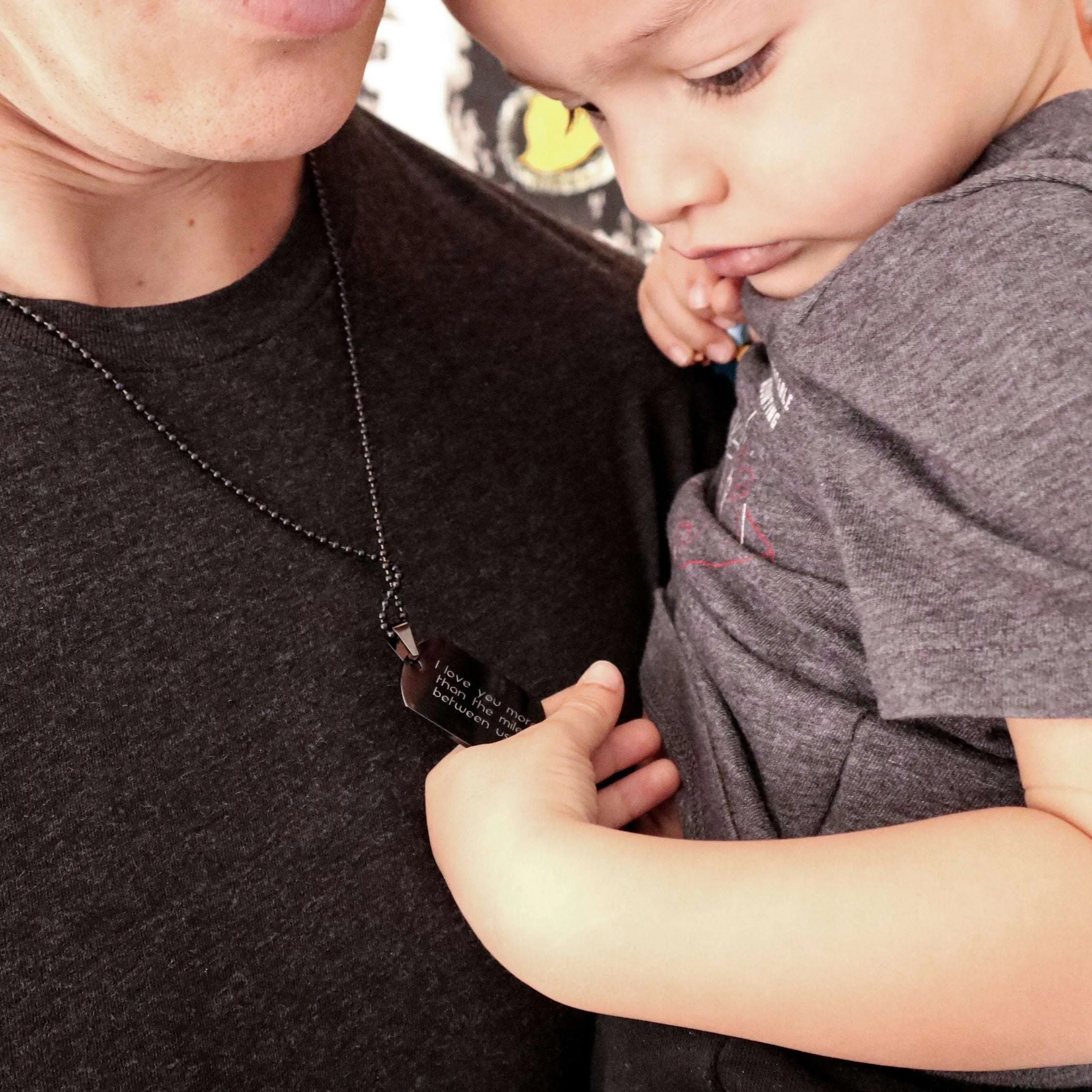 GUNNER - ENGRAVED MEN NECKLACE