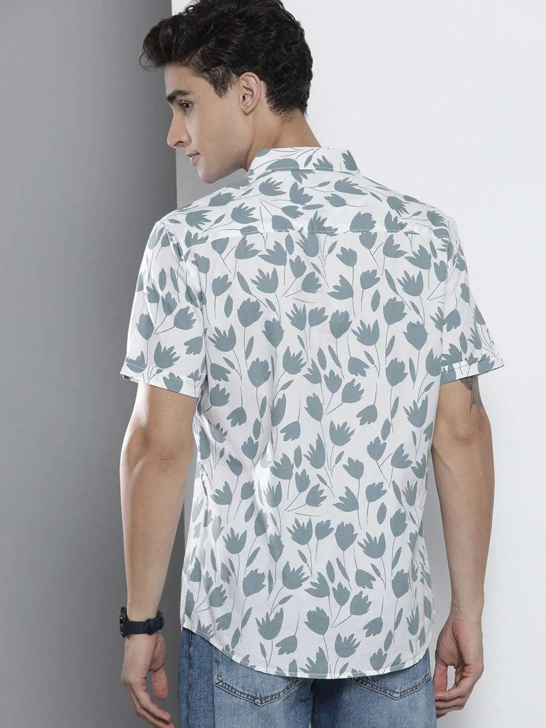 Men Abstract Printed Shirt