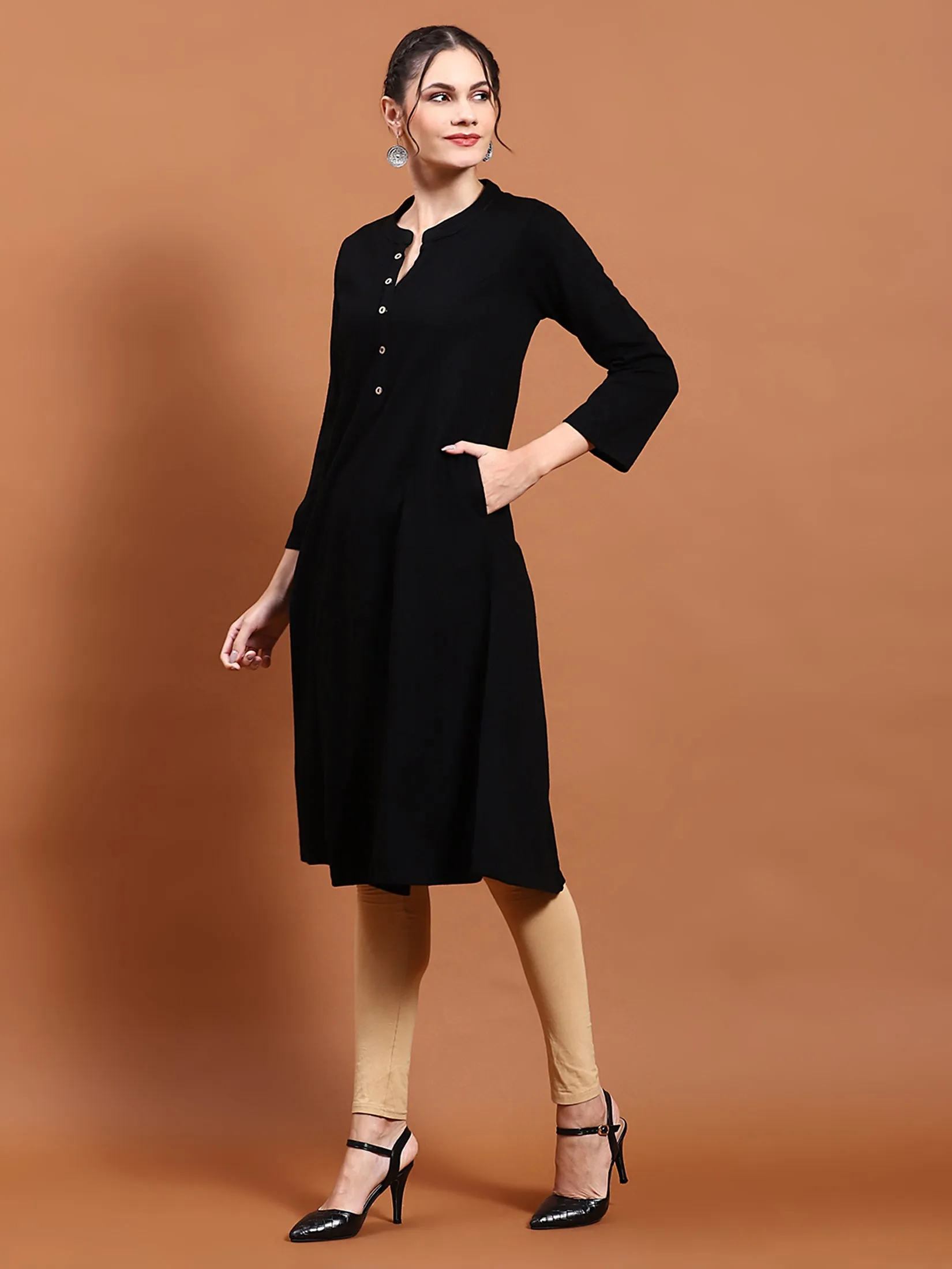 Winter Women Black Solid Kurta